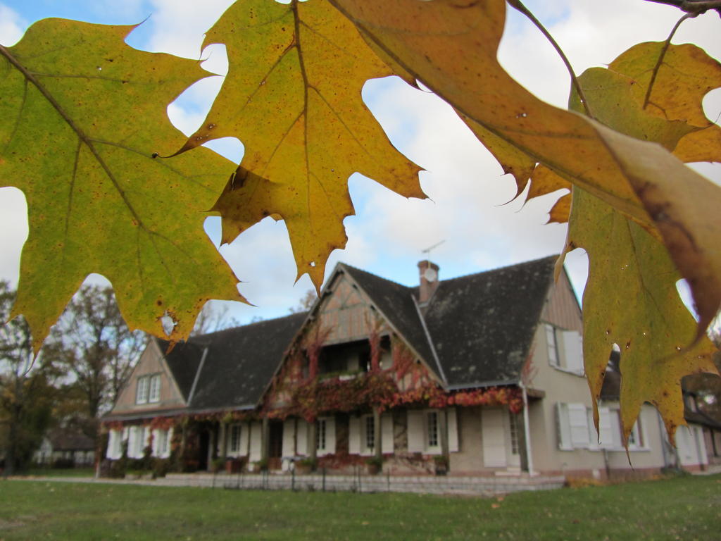 Les Vieux Guays Bed & Breakfast Cerdon  Exterior photo