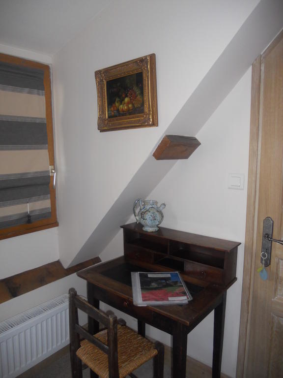 Les Vieux Guays Bed & Breakfast Cerdon  Room photo